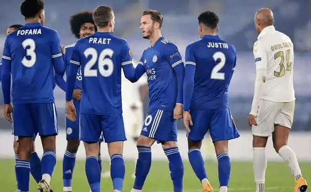 意甲焦点战:科莫主场硬撼罗马,欧战资格卡位战一触即发